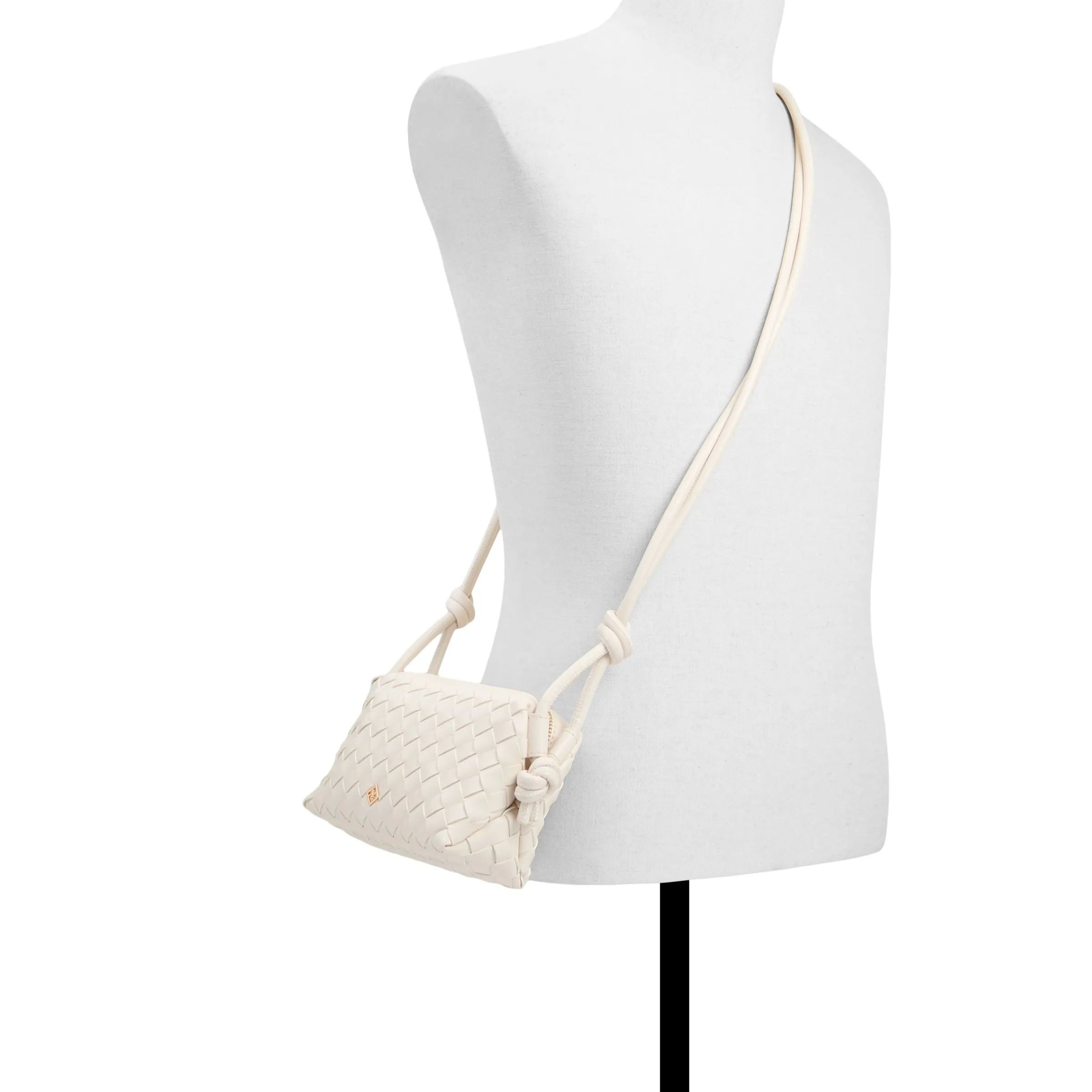 monicaa_4-1.webp Call It Spring Monicaa Bone Outlet