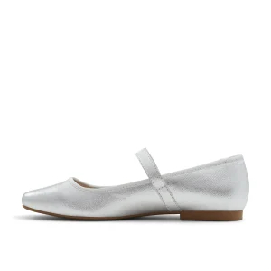 Call It Spring Trina Silver Hot